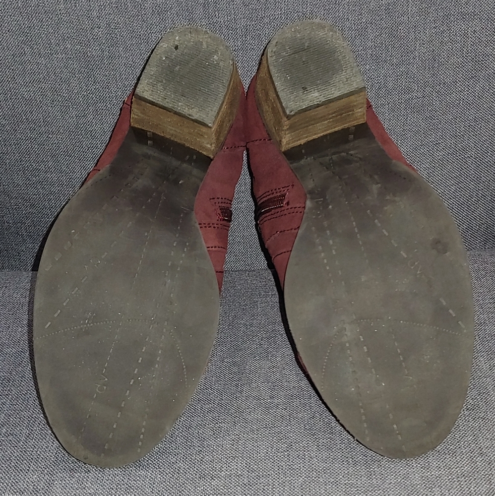 DOLCE VITA Suede Booties - Picture 6 of 6